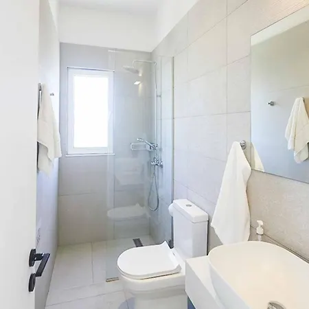 Nissi Kube Kb1 Ayia Napa