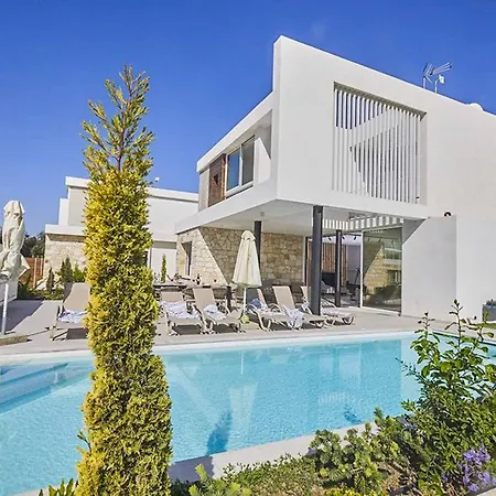 Villa Nissi Kube Kb1 *