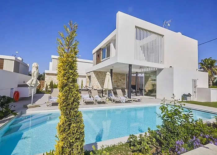 Villa Nissi Kube Kb1 *