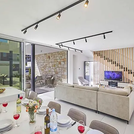 Nissi Kube Kb1 Villa Ayía Nápa