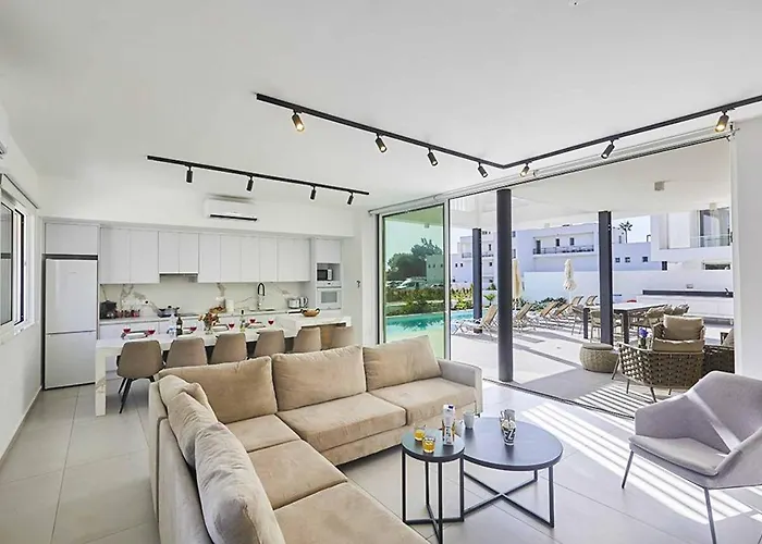 Nissi Kube Kb1 * Αγία Νάπα